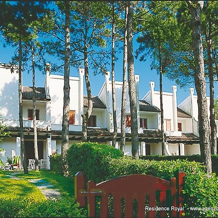 Villa A Lignano Pineta Ліньяно-Сабб'ядоро Номер фото