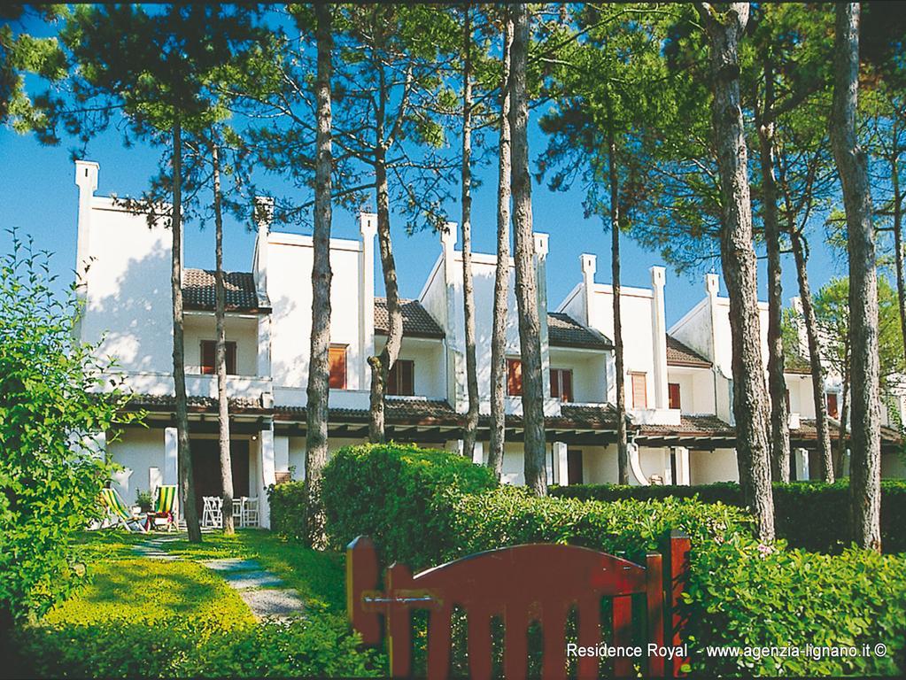 Villa A Lignano Pineta Ліньяно-Сабб'ядоро Номер фото